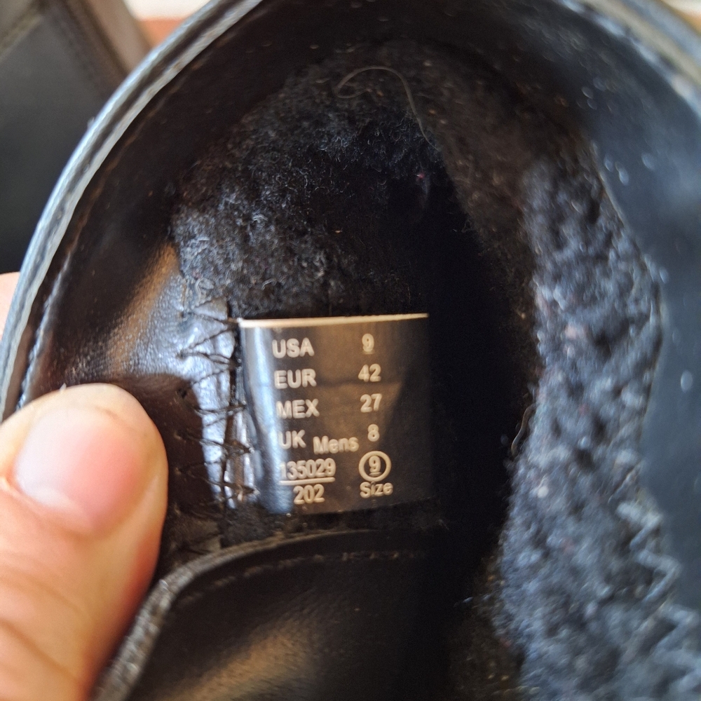 Waterproof Black Boots with Modern Comfort By Huntersbay Size 9 - Picture 6 of 7